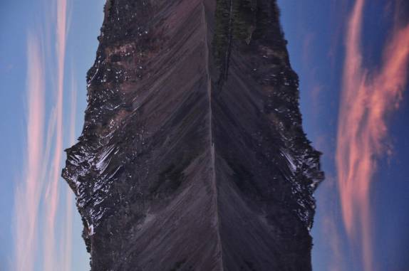 Quem é mais bonito: o original, o reflexo ou a combinação dos dois?
 (no sul do Oregon, estado da costa oeste dos Estados Unidos)